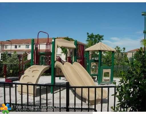 3071 Laurel Ridge Circle, Unit 3071 Riviera Beach, FL 33404 - Photo 25 of 26