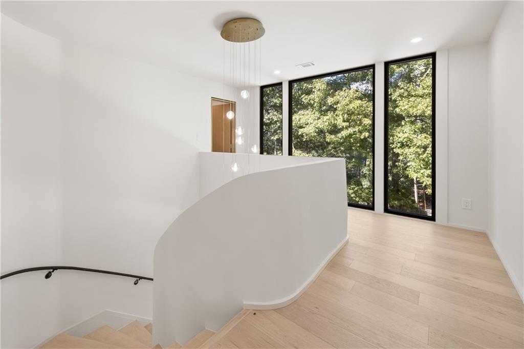 1120 Heards Ferry Road Northwest Sandy Springs, GA 30328 - Photo 51 of 66 Gallery Image 51
