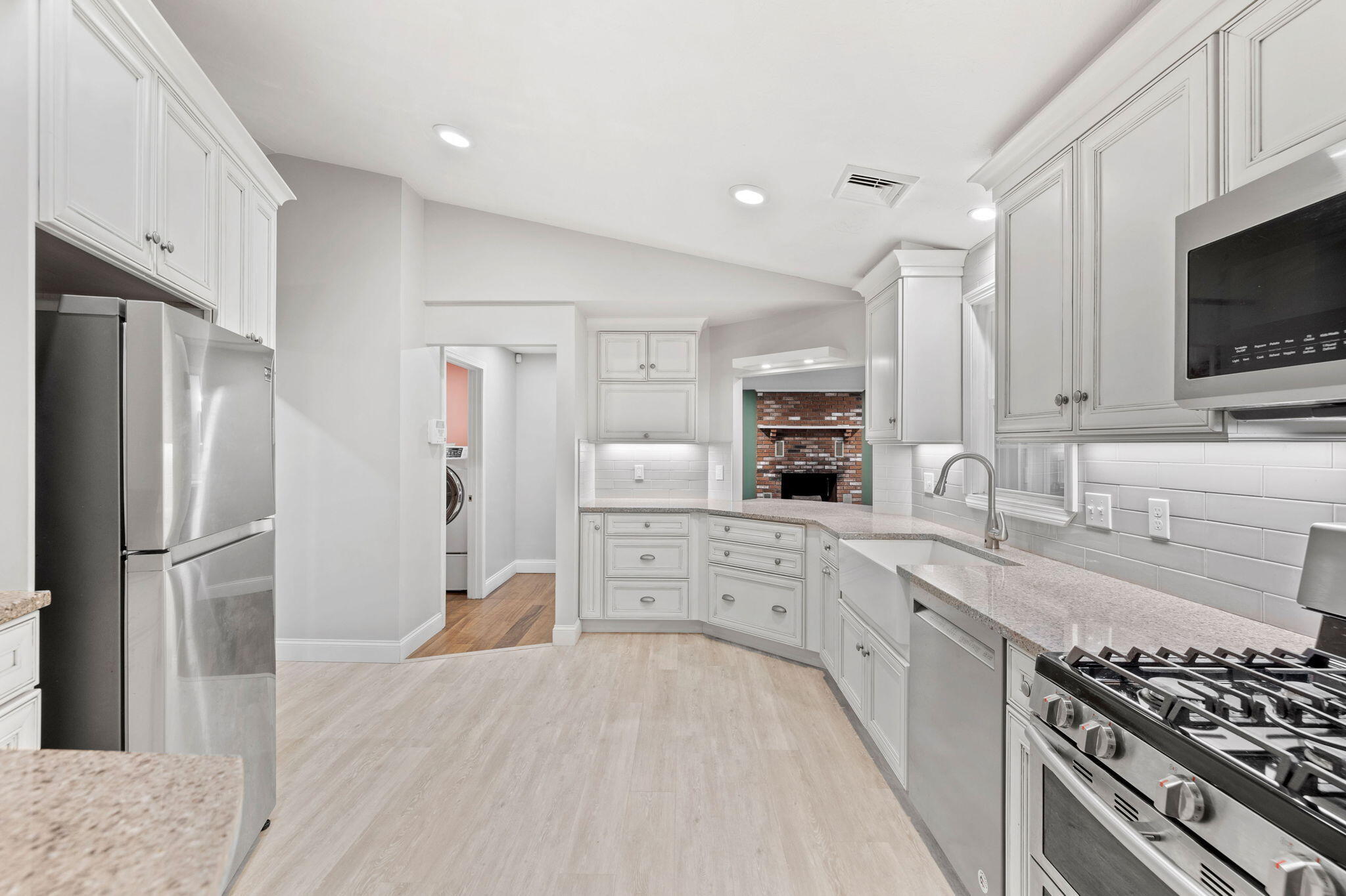 49 Heather Lane Centerville, MA 02632 - Photo 14 of 38 14