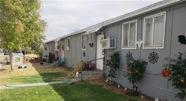 $900 | 180 North Jones Street, Unit 5, Overton, NV 89040