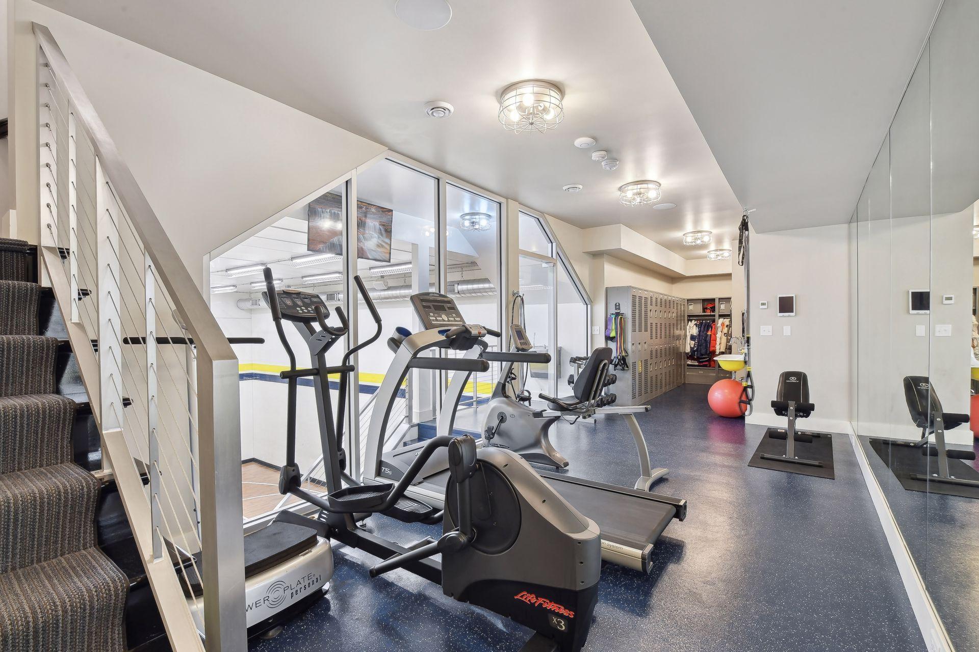 20100 Lakeview Avenue Excelsior, MN 55331 - Photo 35 of 43