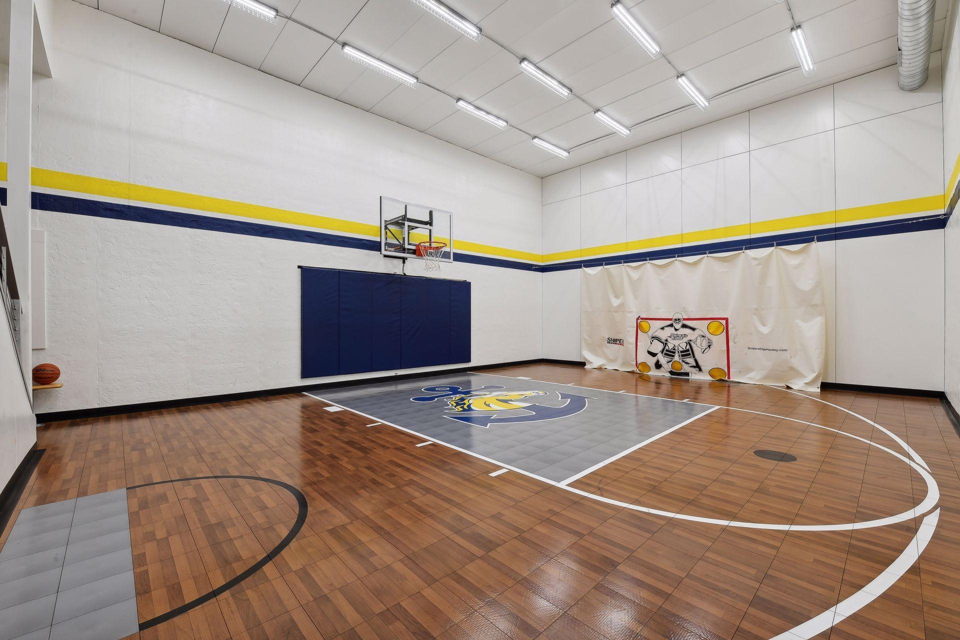 20100 Lakeview Avenue Excelsior, MN 55331 - Photo 36 of 43