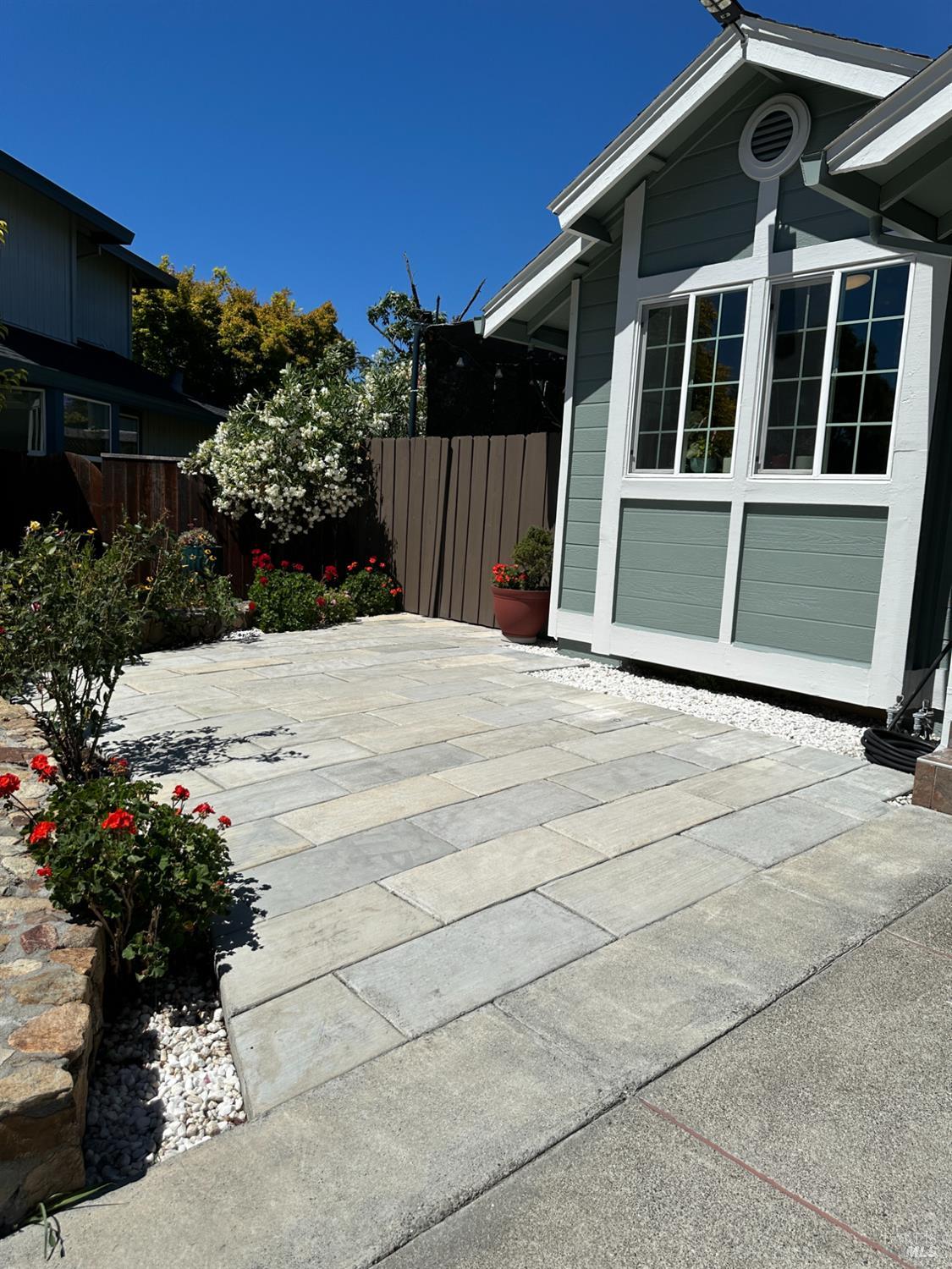 2008 Tokay Street Santa Rosa, CA 95404 - Photo 13 of 22 Gallery Image 13