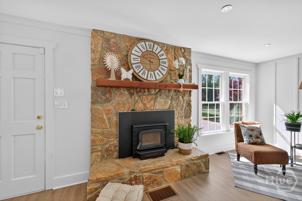 785 Waterworks Road Commerce, GA 30529 - Photo 3 of 37