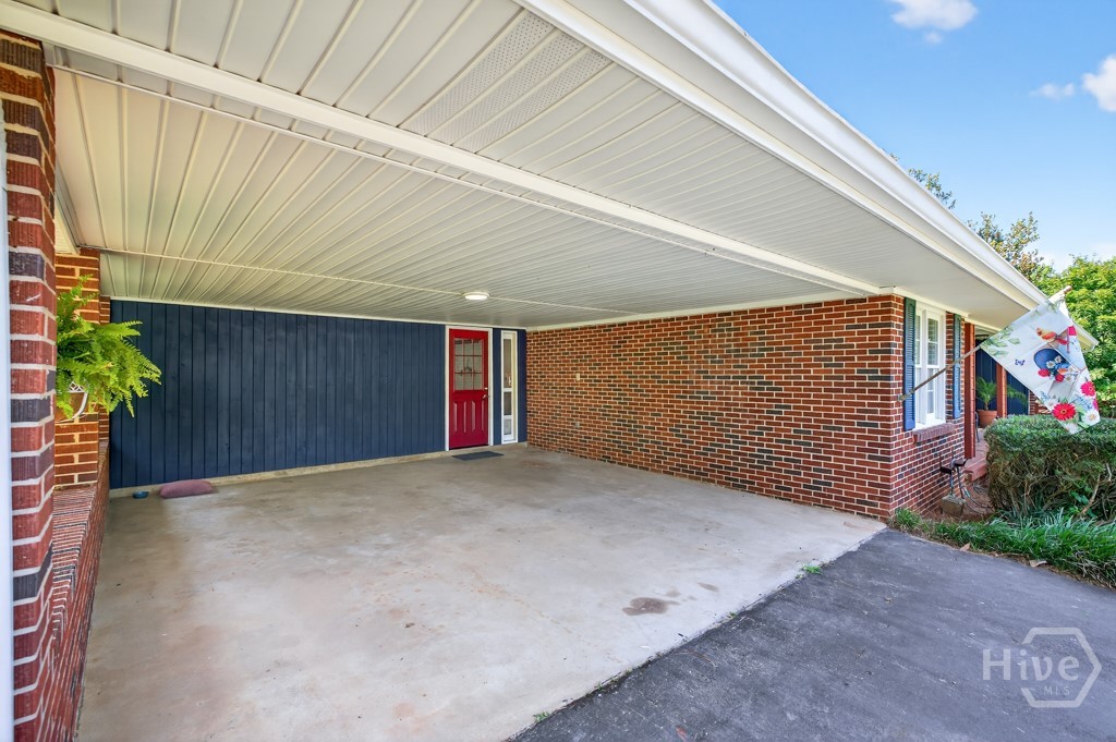 785 Waterworks Road Commerce, GA 30529 - Photo 32 of 37