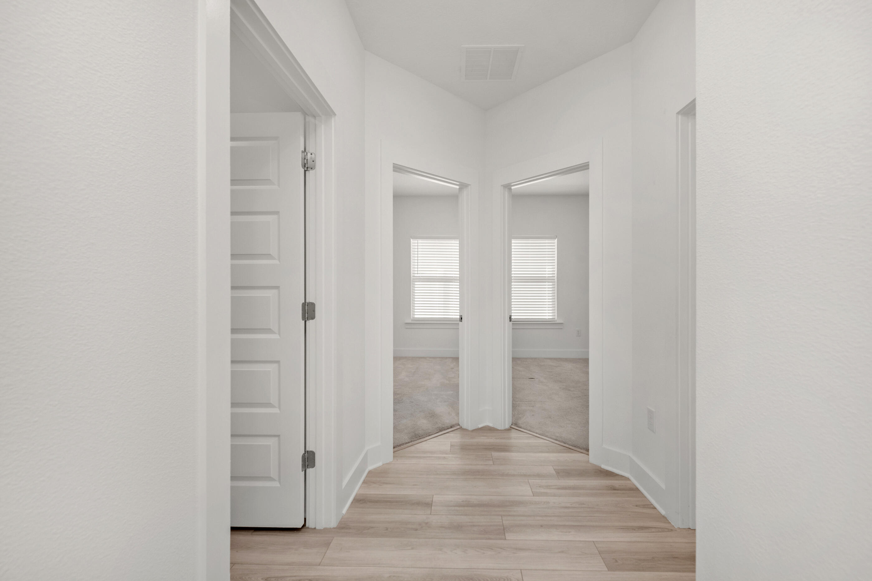 157 Blooming Cove Crestview, FL 32539 - Photo 11 of 37 Blooming-11-2