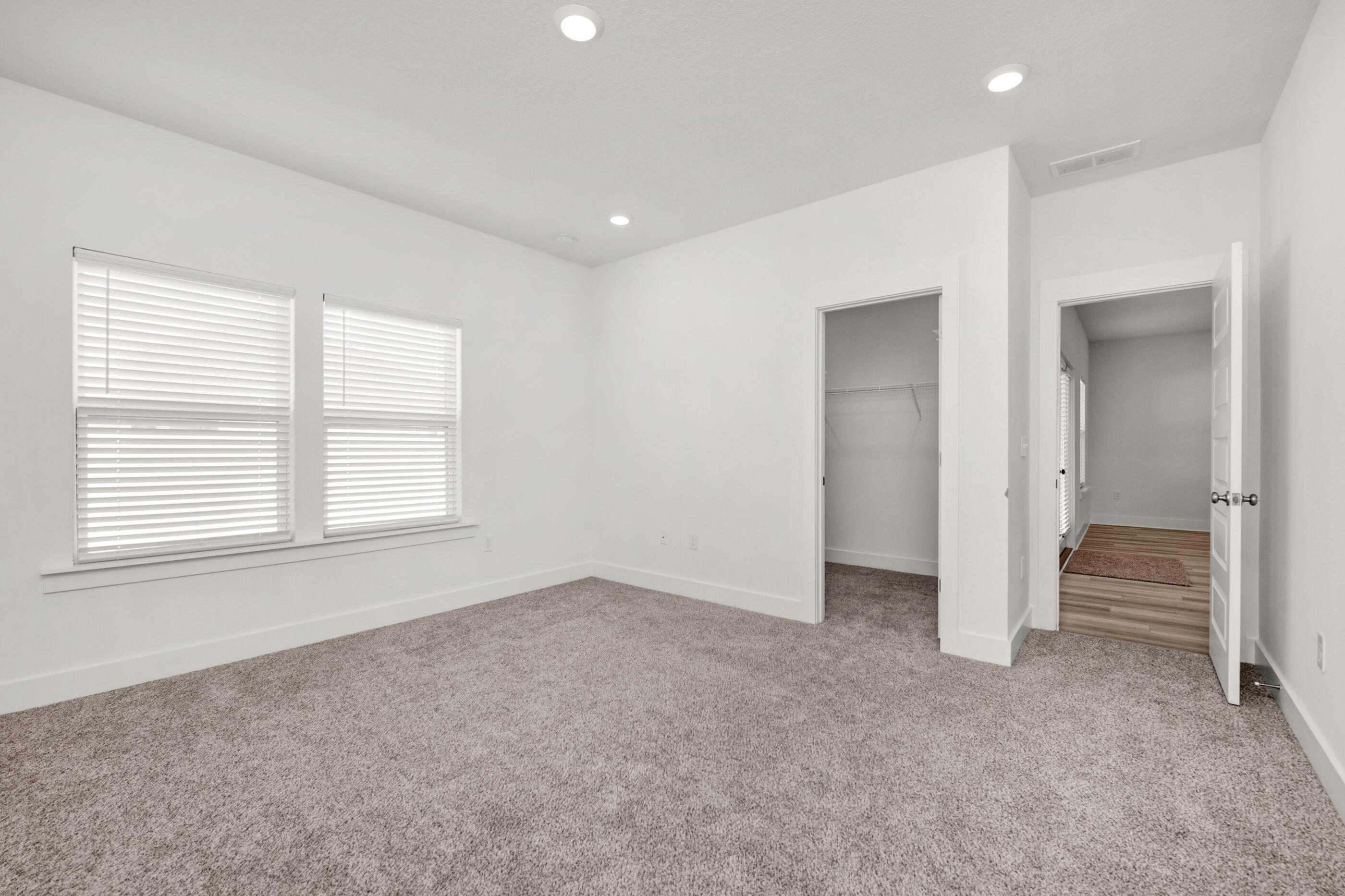 157 Blooming Cove Crestview, FL 32539 - Photo 16 of 37 Blooming-24-4