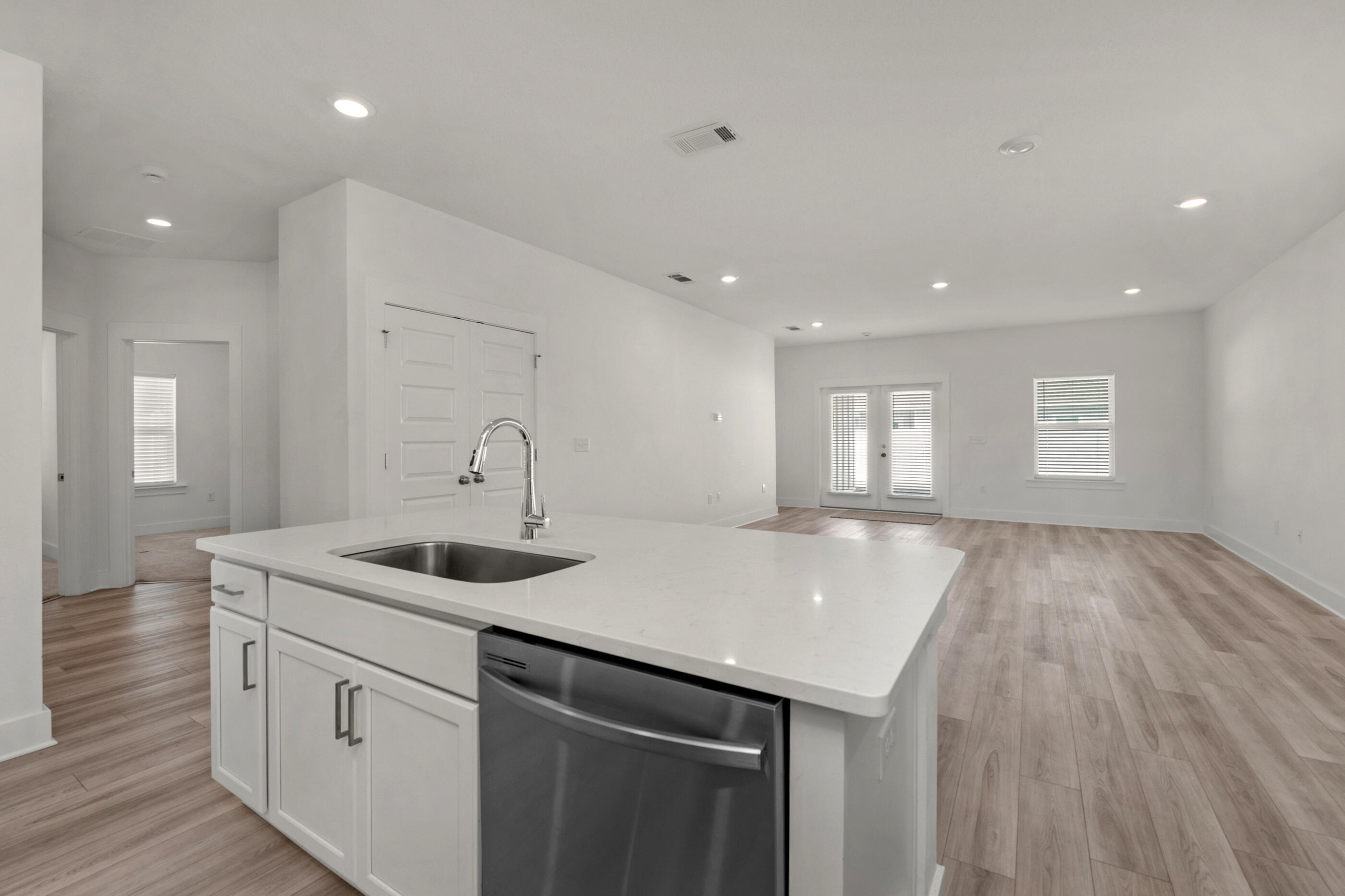 157 Blooming Cove Crestview, FL 32539 - Photo 9 of 37 Blooming-10-6