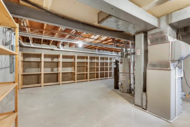 $549,900 | 401 Park Barrington Drive, Barrington, IL 60010