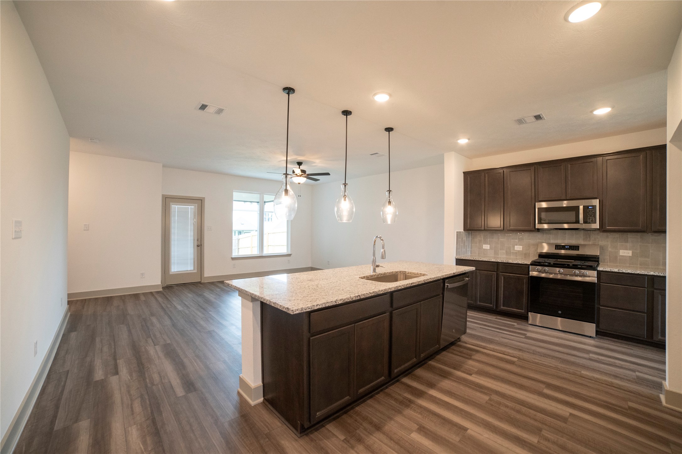2031 Winepress Road Brenham, TX 77833 - Photo 11 of 27