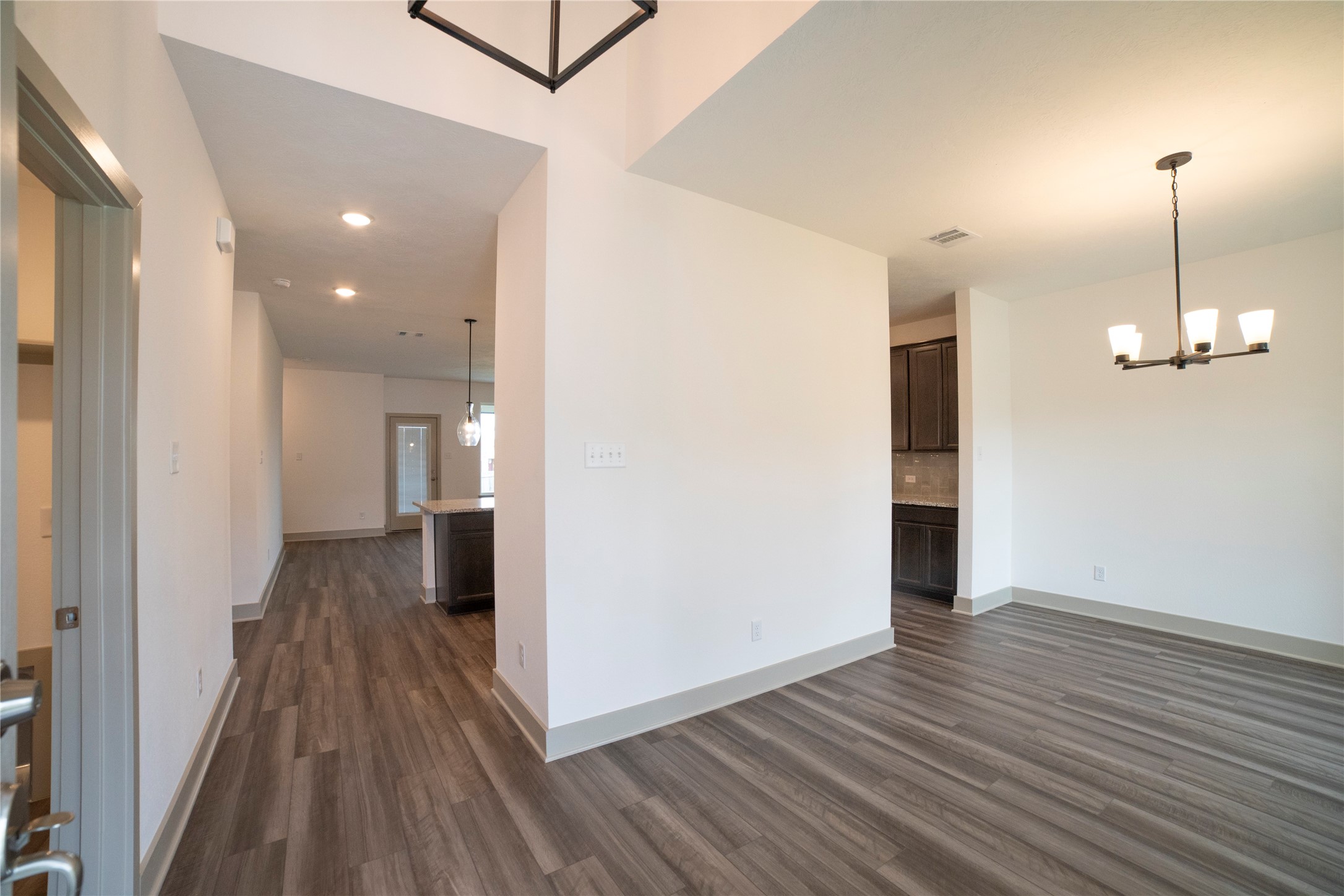 2031 Winepress Road Brenham, TX 77833 - Photo 4 of 27