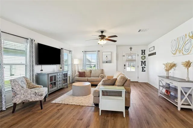 $225,000 | 42125 Dothan Place, Ponchatoula, LA 70454