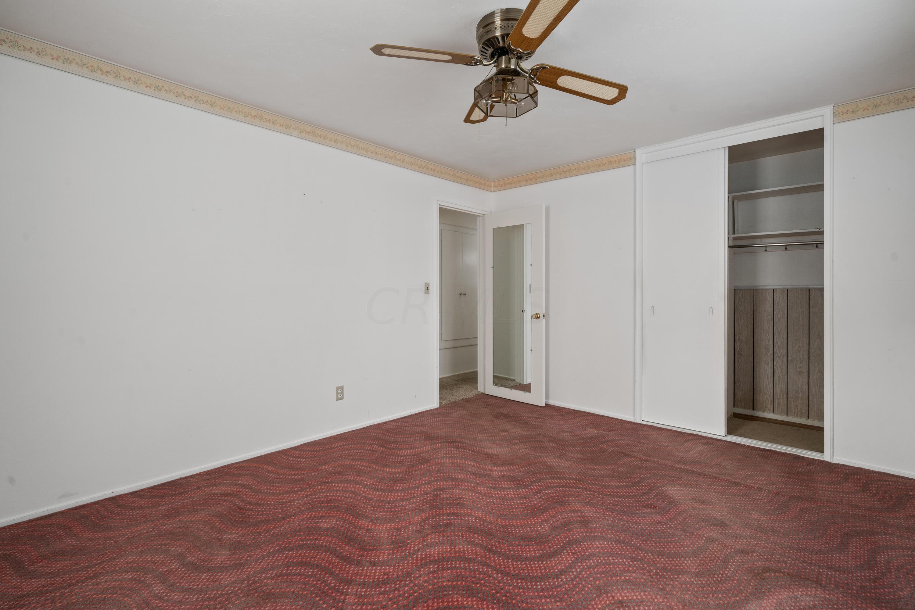 479 Bernhard Road Whitehall, OH 43213 - Photo 15 of 31 Gallery Image 15