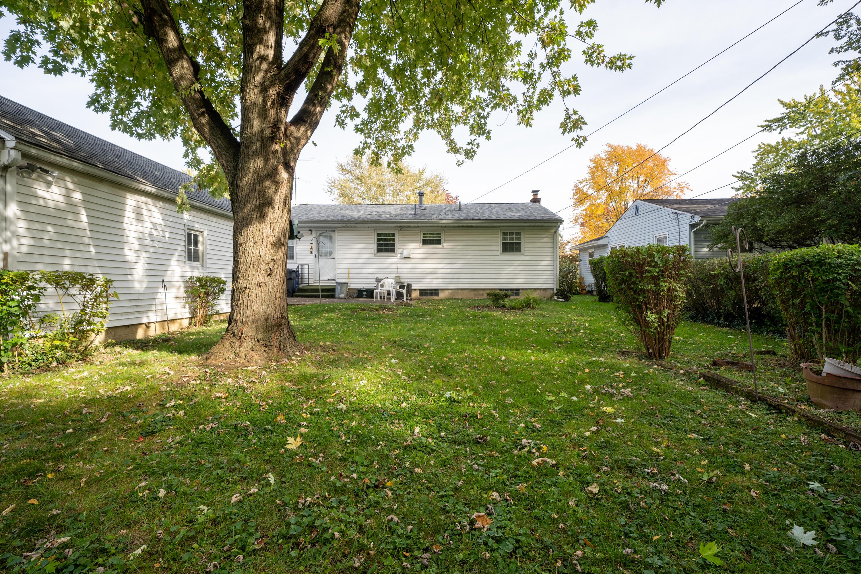 479 Bernhard Road Whitehall, OH 43213 - Photo 29 of 31 Gallery Image 29