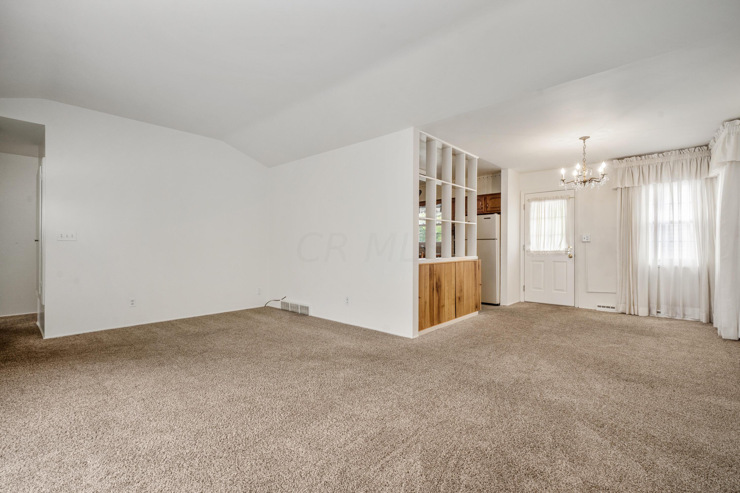 479 Bernhard Road Whitehall, OH 43213 - Photo 7 of 31 Gallery Image 7