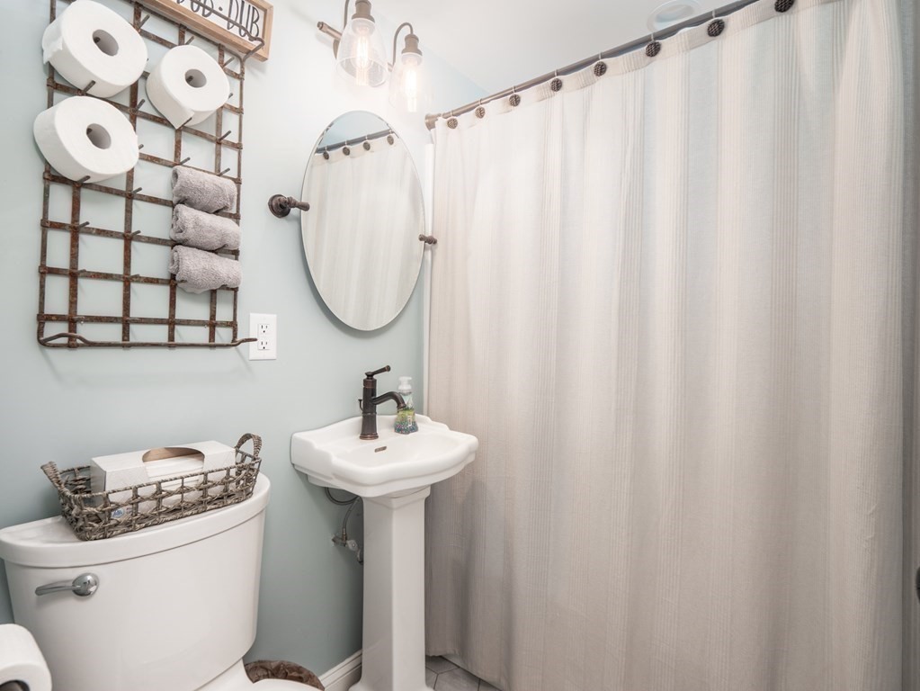 217 Brandy Brow Road Haverhill, MA 01830 - Photo 20 of 40 Gallery Image 20
