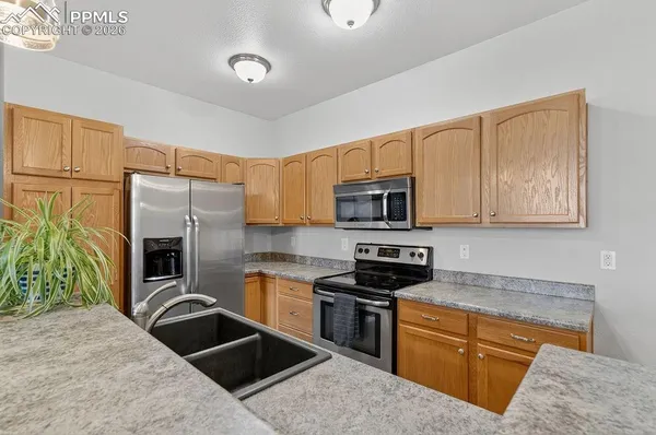 $275,000 | 6315 Andersen Mills Heights, Unit 105, Colorado Springs, CO 80923