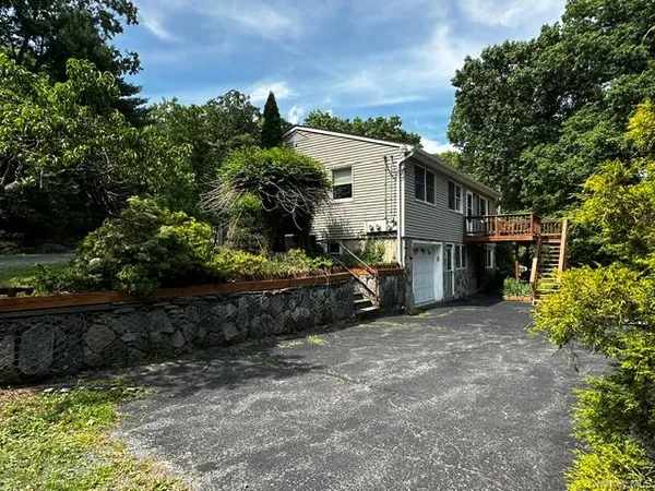 $2,300 | 64 Yankee Lake Road, Wurtsboro, NY 12790