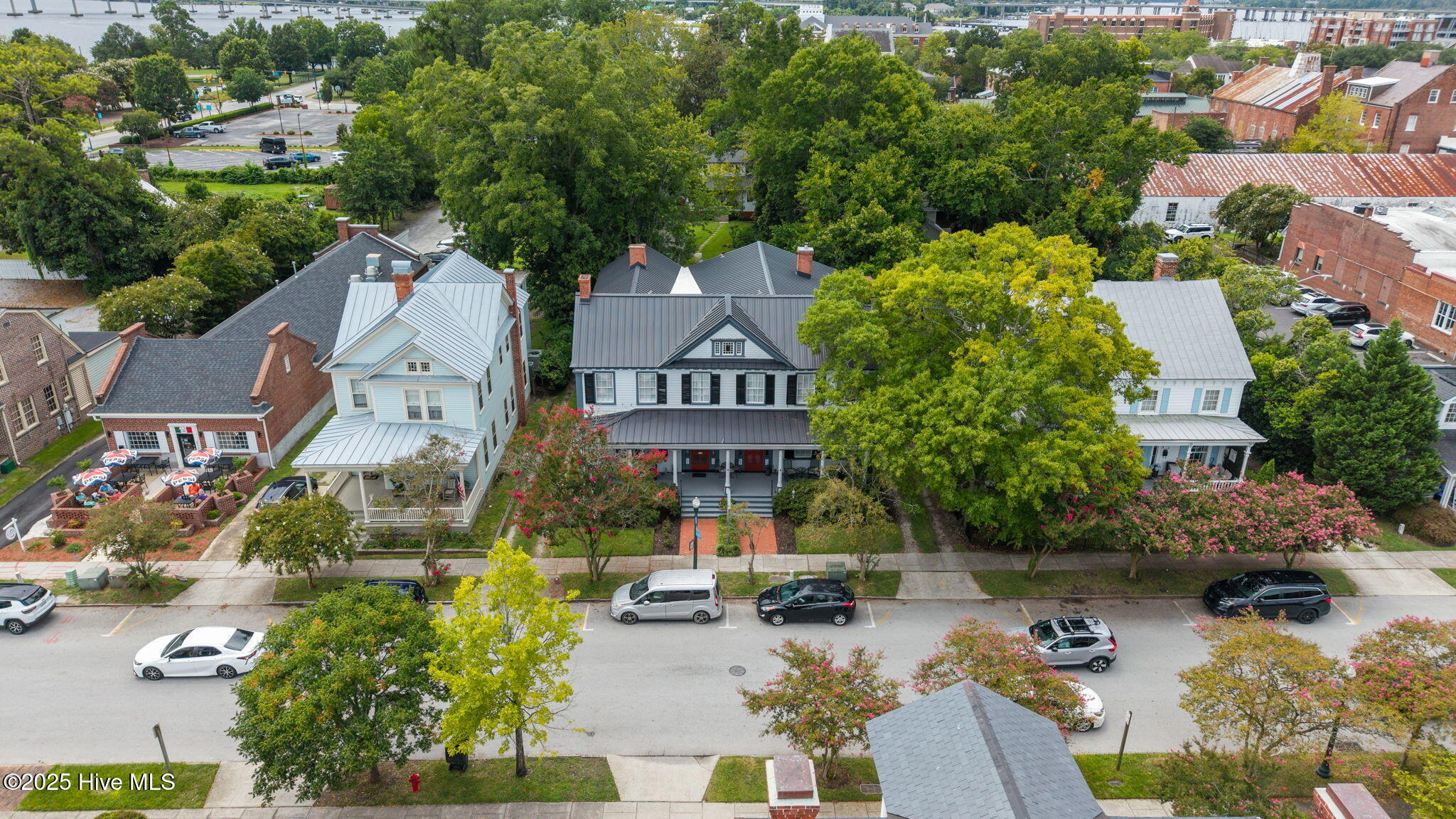 215 Pollock Street New Bern, NC 28560 - Photo 105 of 109 2-web-or-mls-DJI_20250811122311_0022_D