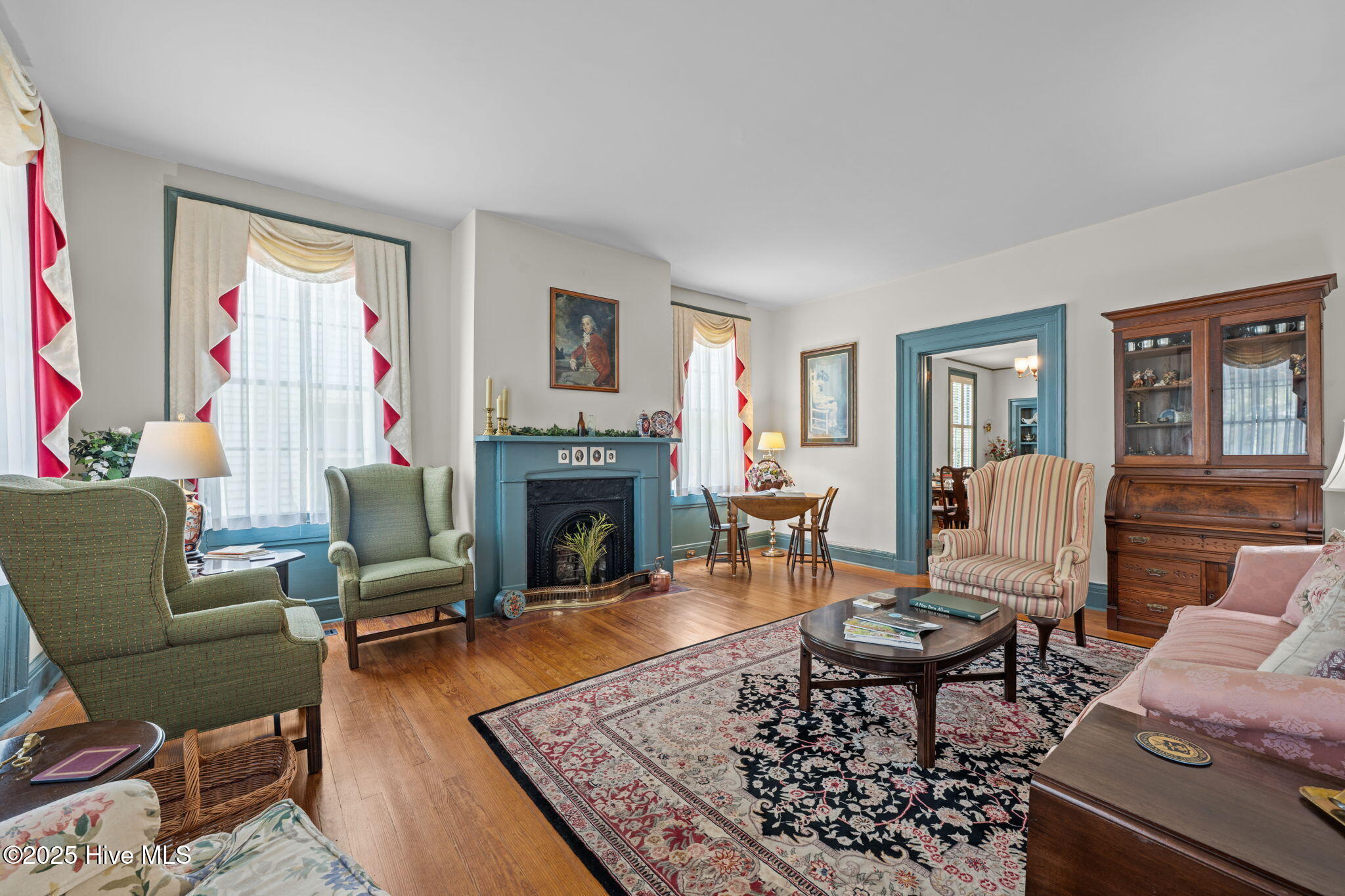 215 Pollock Street New Bern, NC 28560 - Photo 14 of 109 68-web-or-mls-DSC_8817