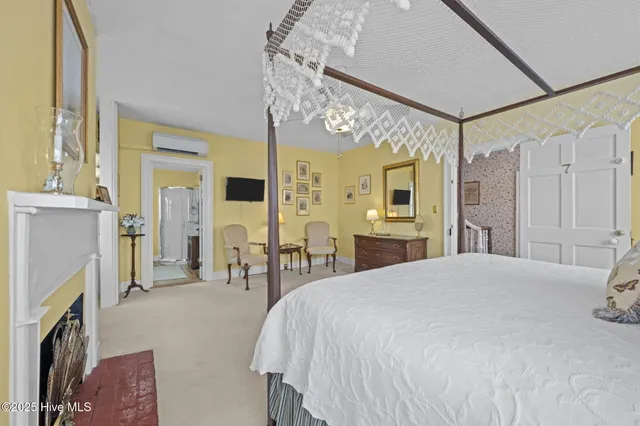 $1,750,000 | 215 Pollock Street, New Bern, NC 28560