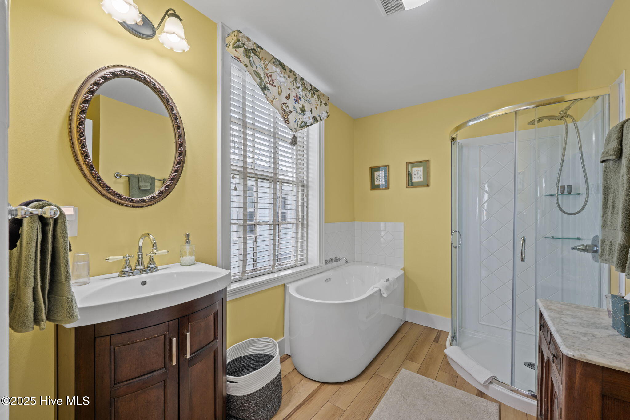 215 Pollock Street New Bern, NC 28560 - Photo 49 of 109 2nd Fl BR 7 Ensuite