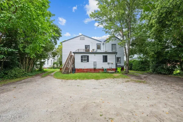 $1,750,000 | 215 Pollock Street, New Bern, NC 28560
