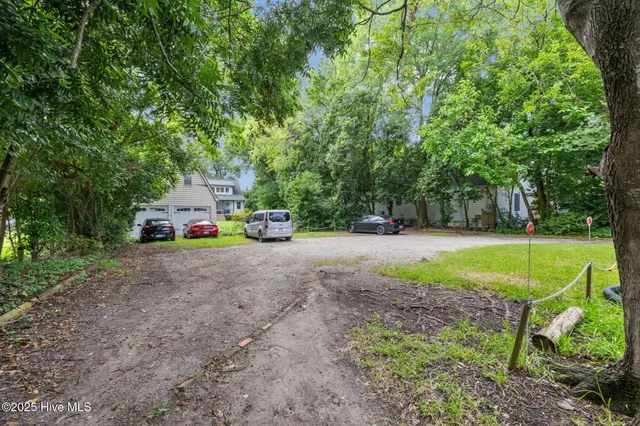 $1,750,000 | 215 Pollock Street, New Bern, NC 28560