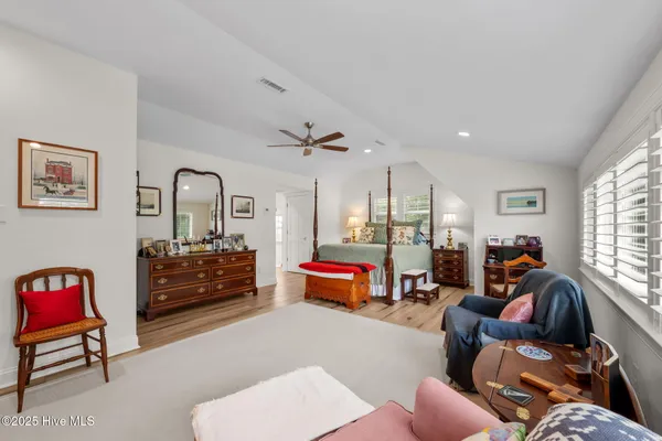 $1,750,000 | 215 Pollock Street, New Bern, NC 28560