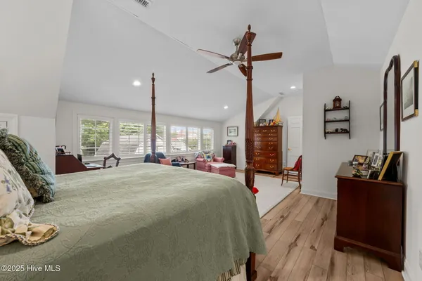 $1,750,000 | 215 Pollock Street, New Bern, NC 28560