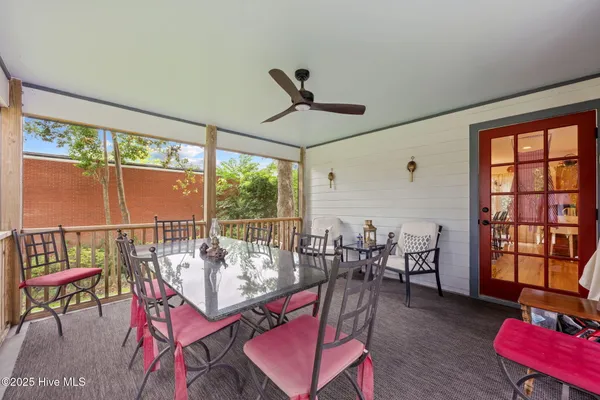$1,750,000 | 215 Pollock Street, New Bern, NC 28560
