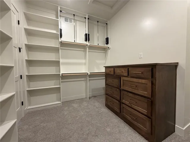 $999,565 | 17183 South Heatherwood Street, Olathe, KS 66062