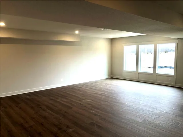 $999,565 | 17183 South Heatherwood Street, Olathe, KS 66062