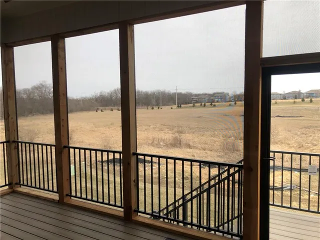 $999,565 | 17183 South Heatherwood Street, Olathe, KS 66062