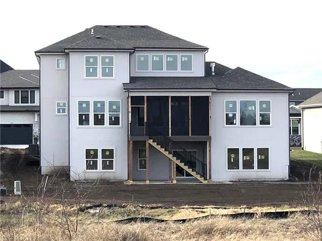 $999,565 | 17183 South Heatherwood Street, Olathe, KS 66062