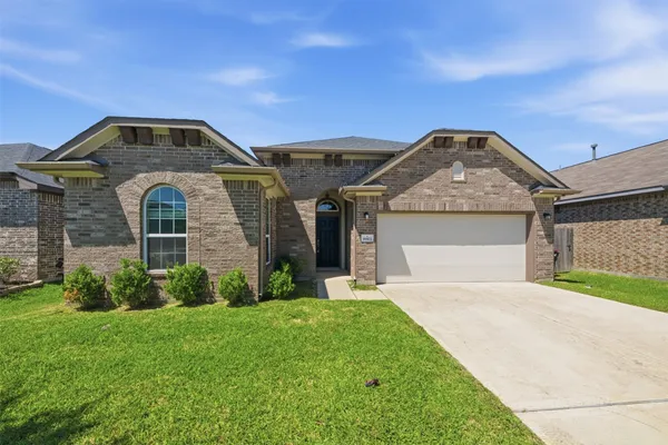 $272,900 | 8803 Willet Street, Baytown, TX 77521