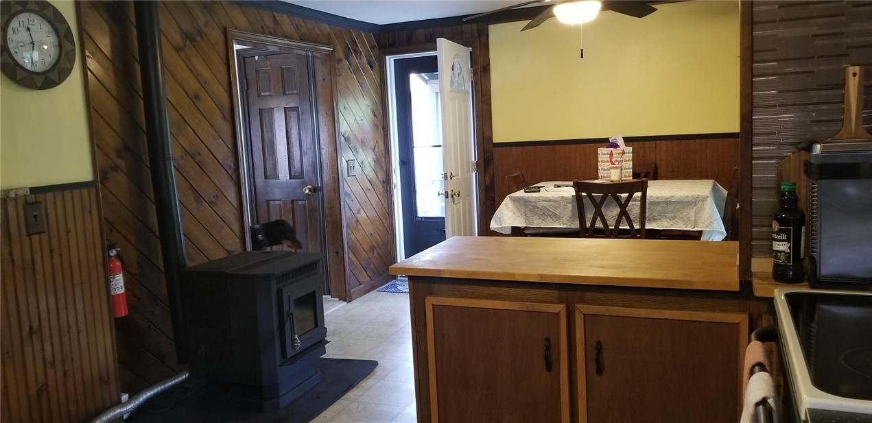 4 Collier Way Coventry, RI 02816 - Photo 23 of 35 dining