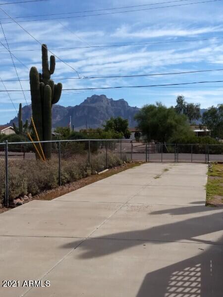 590 North Cactus Road Apache Junction, AZ 85119 - Photo 6 of 34 a view of fountain along the road