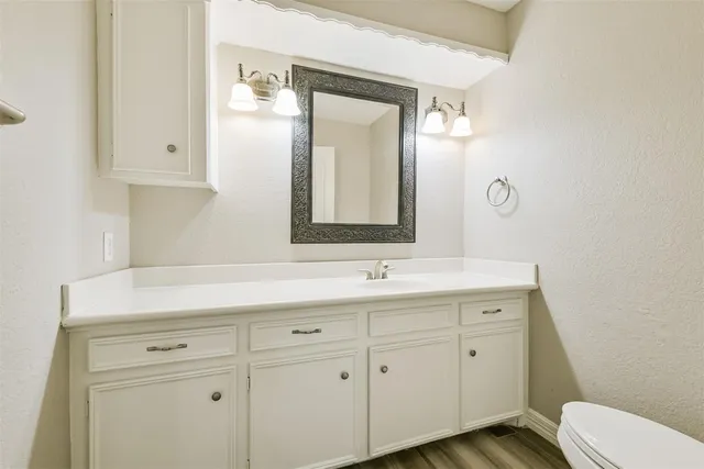 $2,500 | 28902 Twisted Oak Drive, Shenandoah, TX 77381