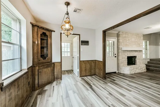 $2,500 | 28902 Twisted Oak Drive, Shenandoah, TX 77381