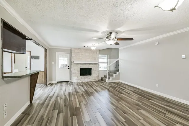 $2,500 | 28902 Twisted Oak Drive, Shenandoah, TX 77381