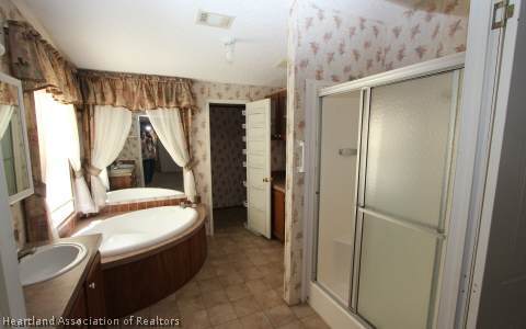 5503 Fara Street Sebring, FL 33876 - Photo 5 of 24 Gallery Image 5