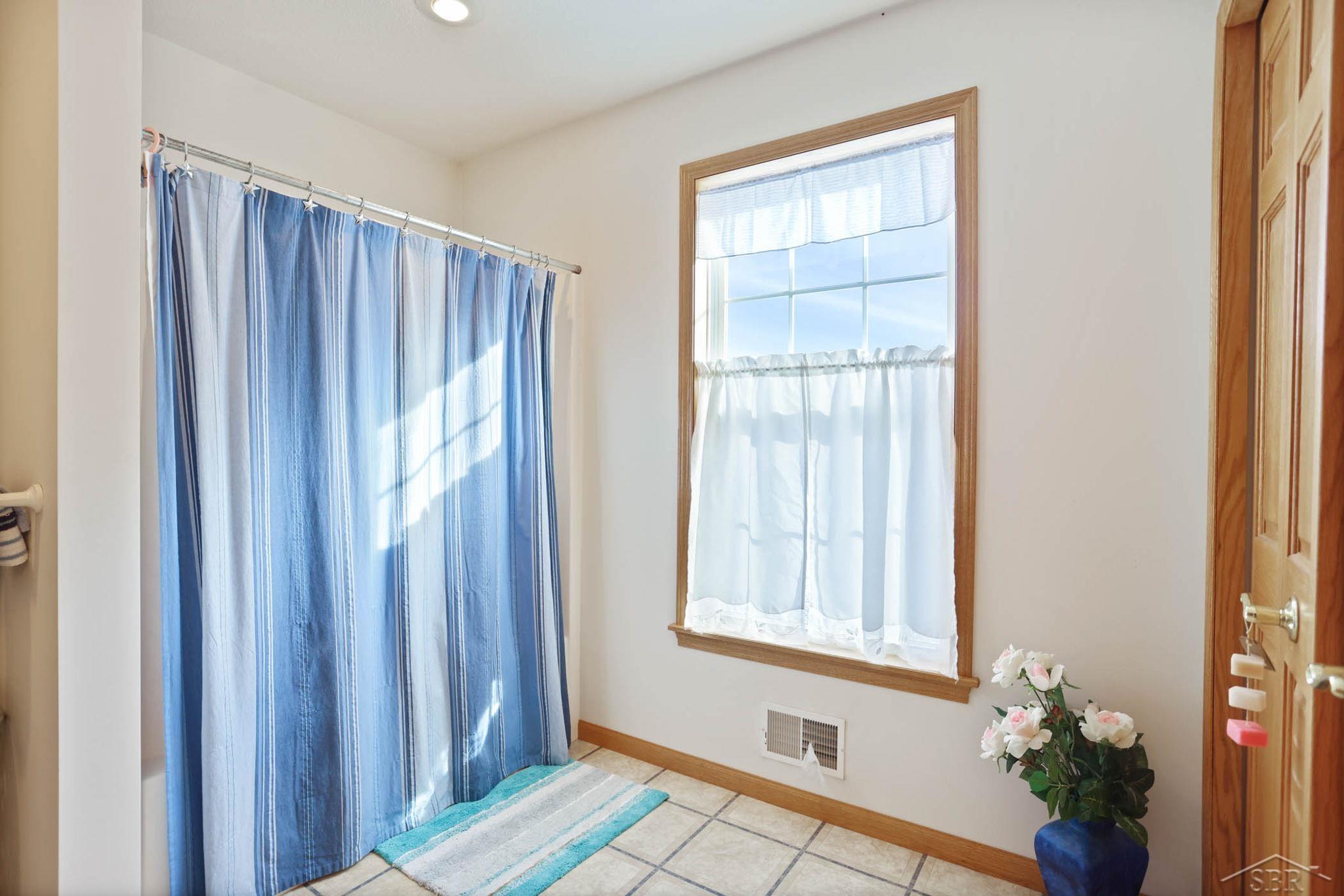2300 Liberty Road Saginaw, MI 48604 - Photo 51 of 81