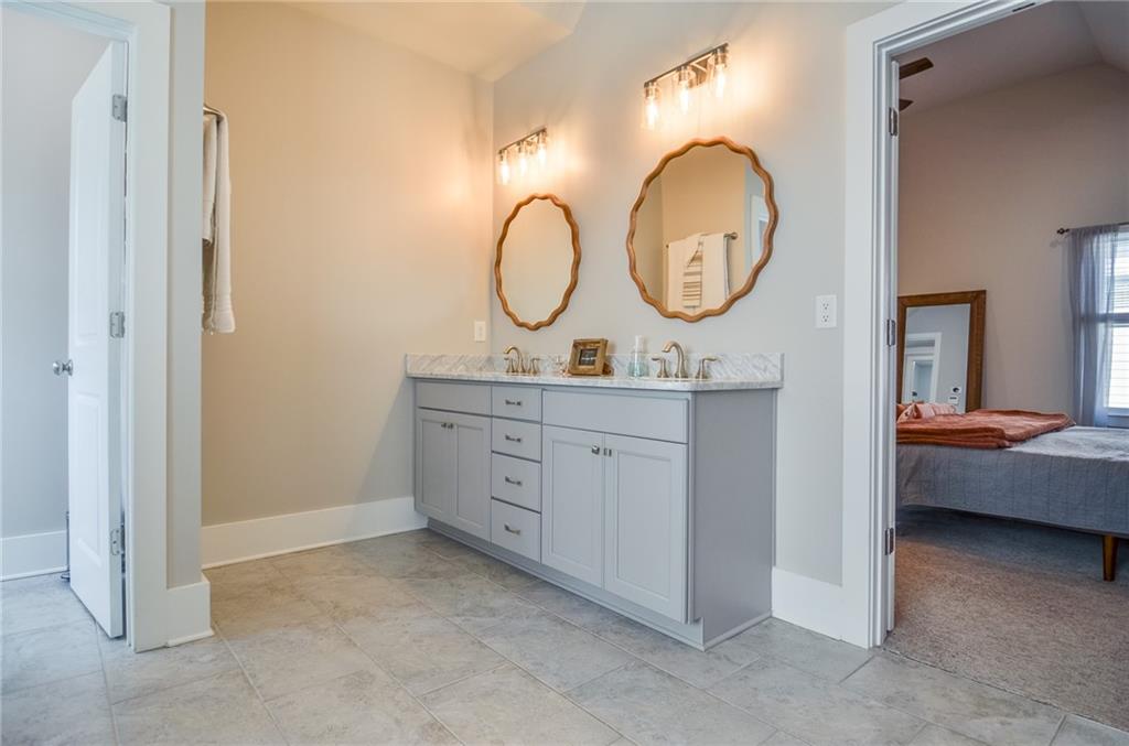 4250 Castlewood Road Cumming, GA 30040 - Photo 29 of 67