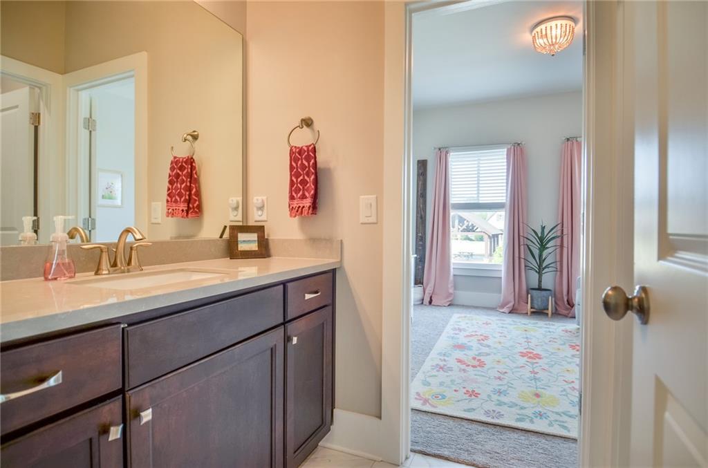 4250 Castlewood Road Cumming, GA 30040 - Photo 34 of 67