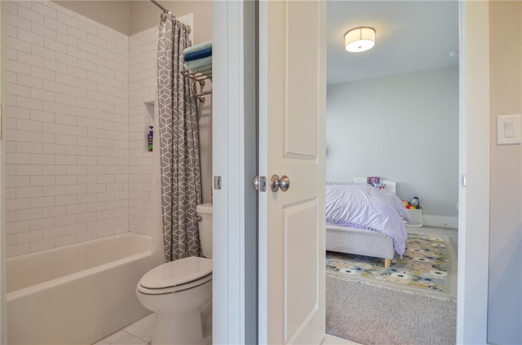 4250 Castlewood Road Cumming, GA 30040 - Photo 35 of 67