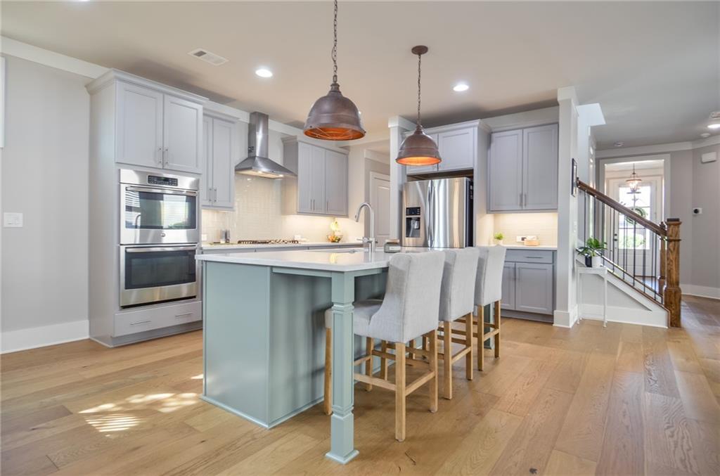 4250 Castlewood Road Cumming, GA 30040 - Photo 4 of 67