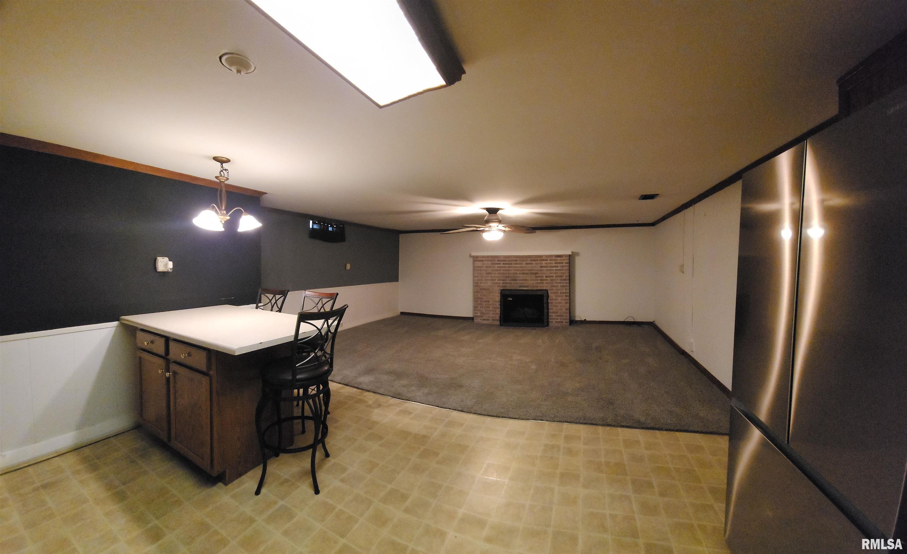 1109 Sheridan Road Pekin, IL 61554 - Photo 26 of 41
