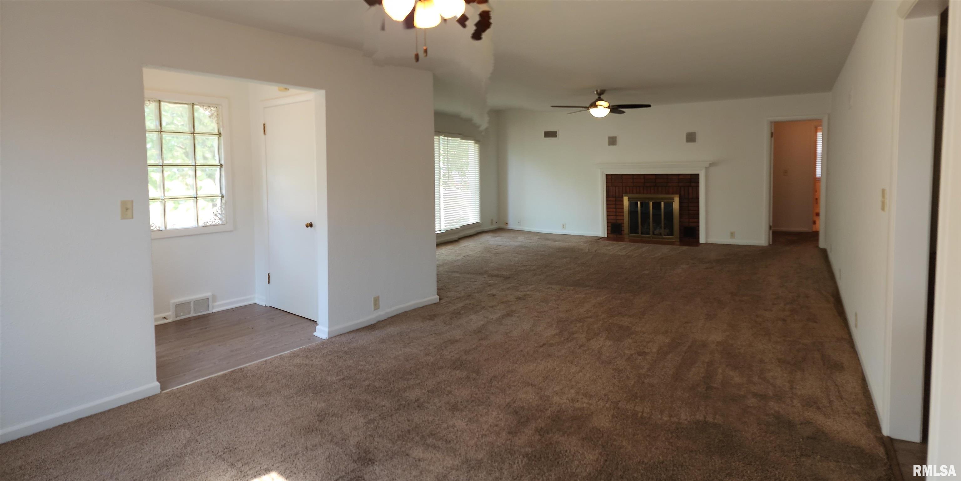 1109 Sheridan Road Pekin, IL 61554 - Photo 6 of 41