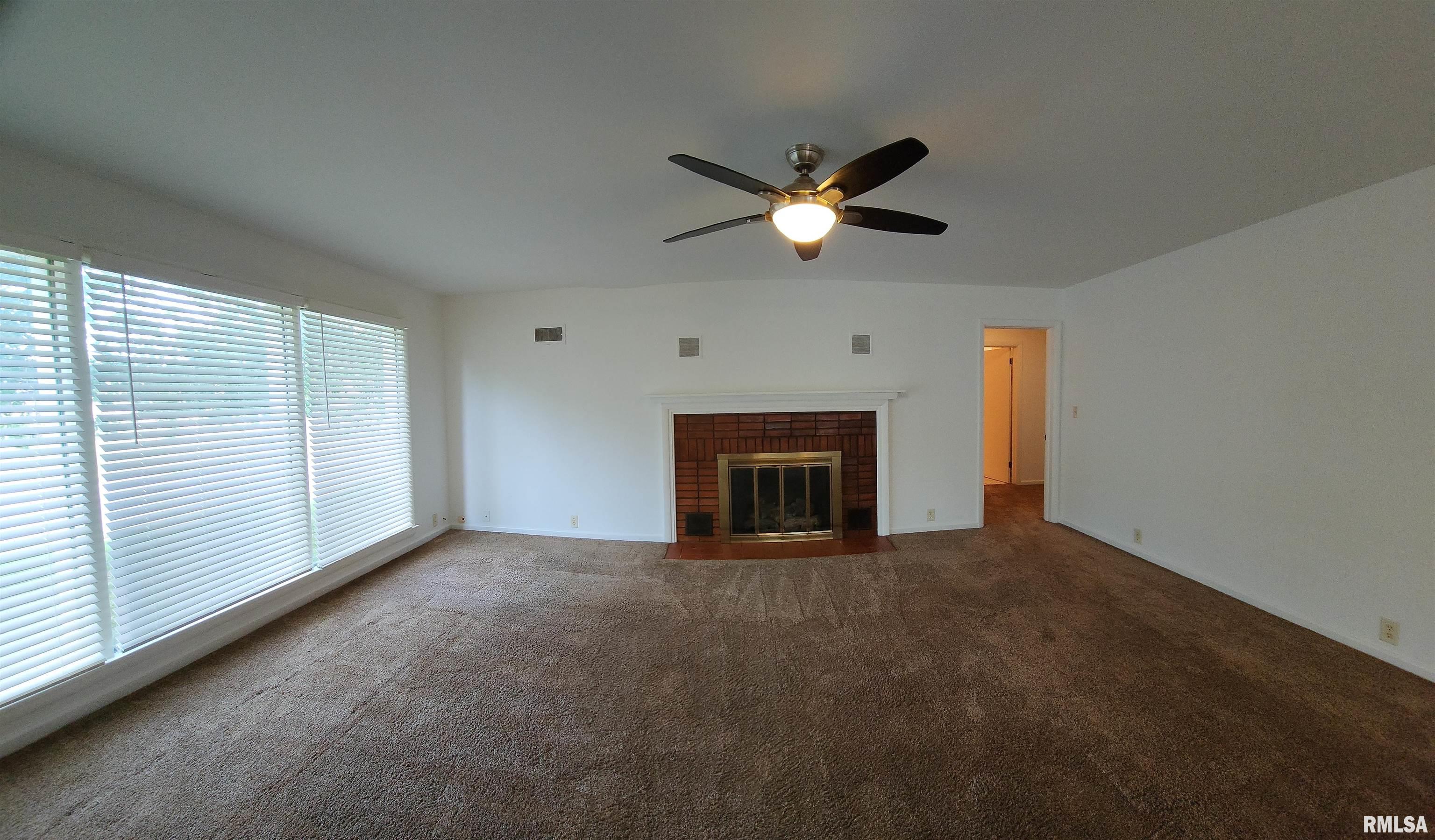 1109 Sheridan Road Pekin, IL 61554 - Photo 9 of 41